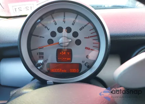 2009 Mini Cooper z USA, uszkodzony, nr VIN WMWMF33559TW75862